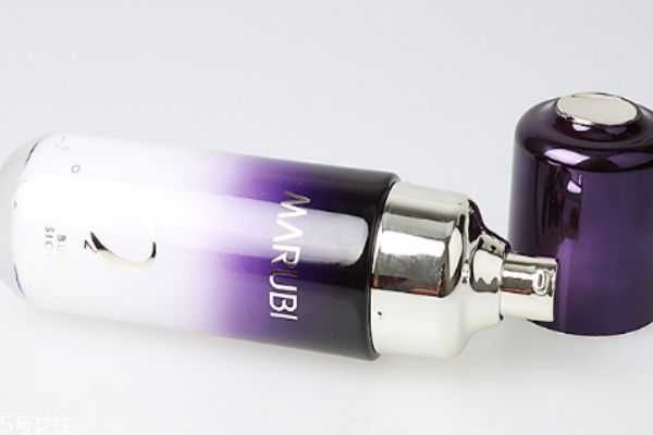 丸美氧气泡泡精华乳怎么样 丸美氧气泡泡精华乳怎么样