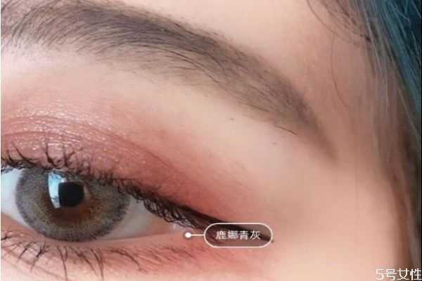 戴隐形眼镜可以哭吗