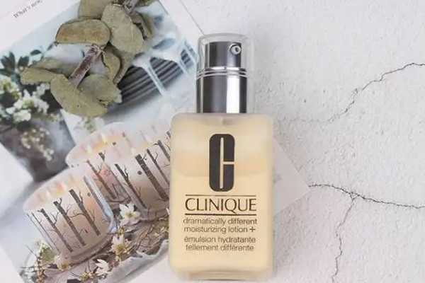 倩碧黄油含有酒精吗