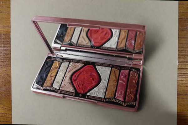 花西子百鸟朝凤眼影盘好看吗?花西子百鸟朝凤眼影盘值得买吗 花西子百鸟朝凤眼影盘好看吗?花西子百鸟朝凤眼影盘值得买吗