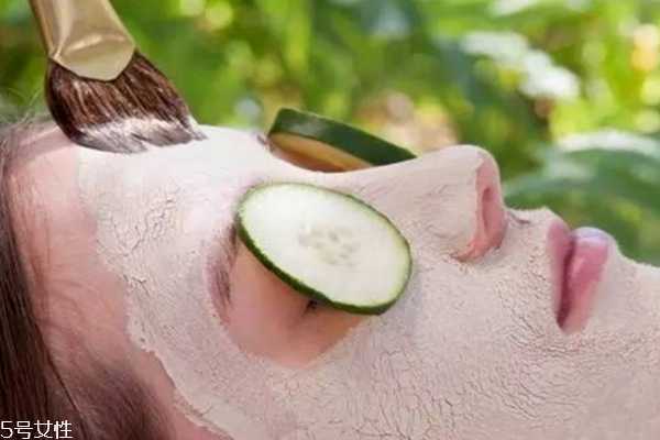 黄瓜敷脸多长时间最好