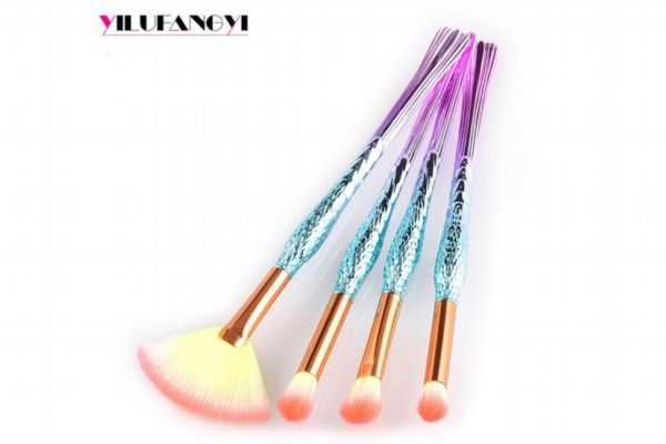 化妆刷什么材质好?化妆刷不同材质的区别 化妆刷什么材质好?化妆刷不同材质的区别