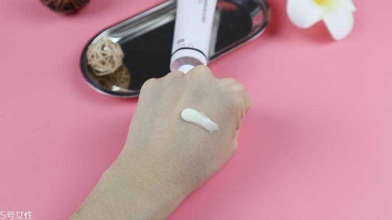 hfp护手霜好用吗 从今天起告别鸡爪手