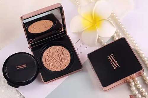 粉底霜涂多了会怎么样