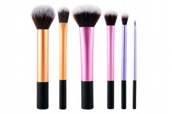 real techniques粉底刷好用吗?rt粉底刷使用方法 real techniques粉底刷好用吗?rt粉底刷使用方法