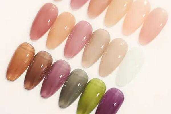 甲油胶的味道很大有毒吗