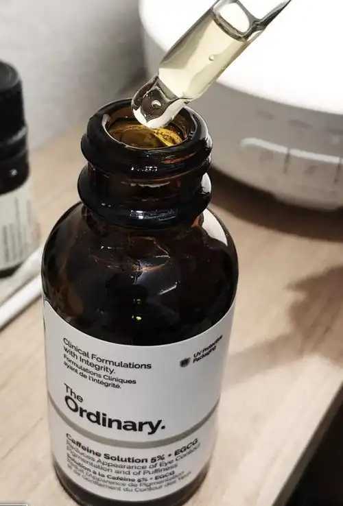 如何选择适合自己的眼部精华