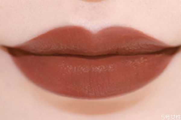 欧莱雅小钢笔116是什么颜色？