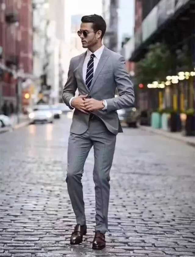 男生穿西装三大禁忌，男生穿西装需要什么鞋子