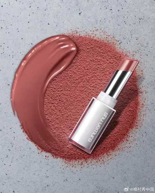 唇釉一次的使用量是多少