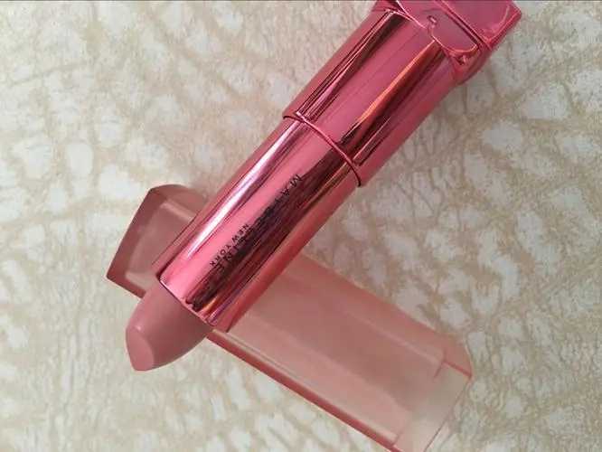 美宝莲口红的品牌意义和价值 美宝莲口红的品牌意义和价值