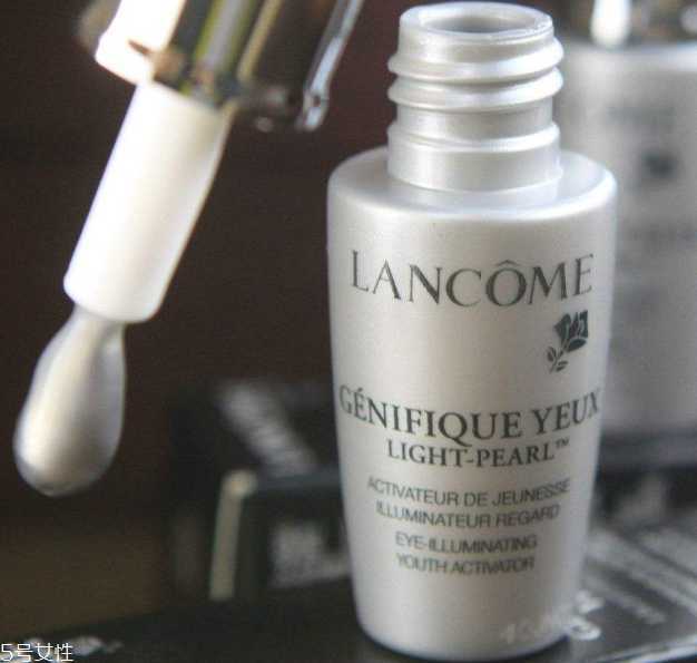 色斑用什么肌底液好？