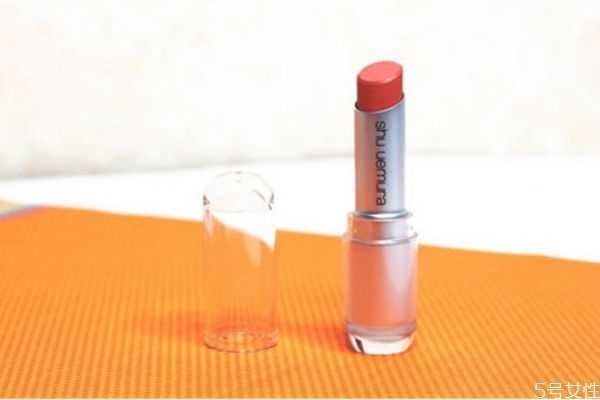 植村秀哑光口红干吗