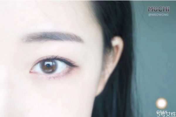 美瞳滑片是什么意思