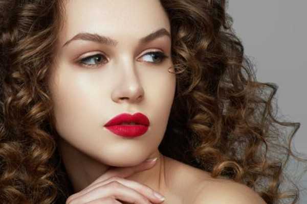 什么女生不适合浓妆？不适合浓妆的女生特质