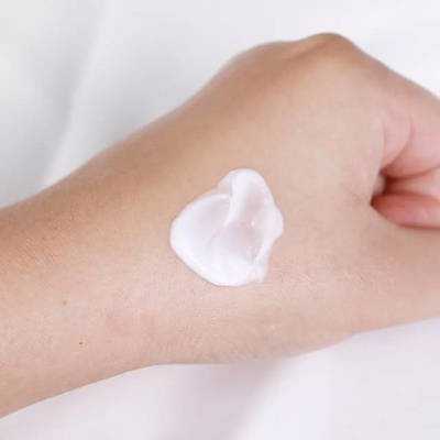 清爽护手霜好还是油腻的护手霜好