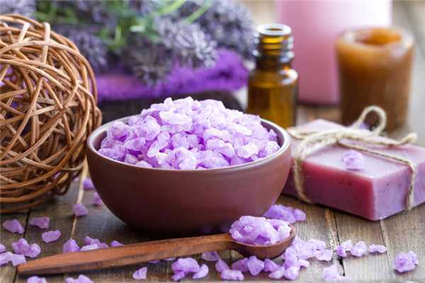 沐浴盐直接搓脸对皮肤好不好？沐浴盐有用吗