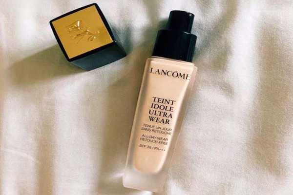 兰蔻新持妆粉底液