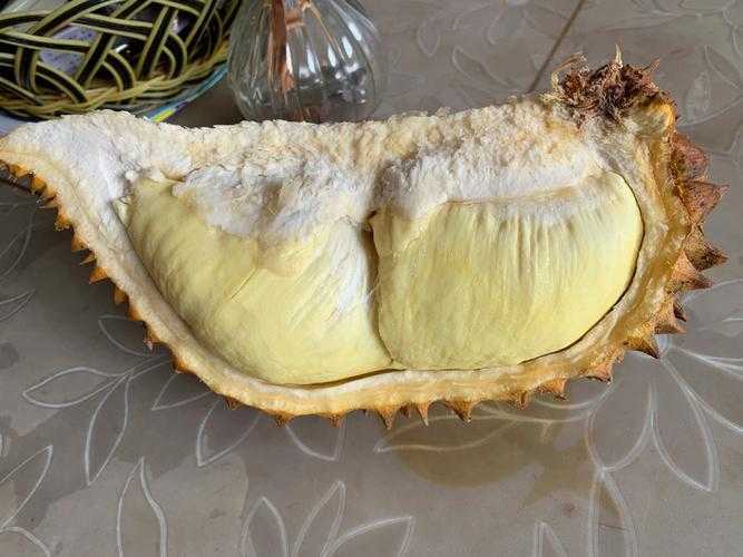 榴莲吃多了会怎么样 榴莲吃多了会怎么样