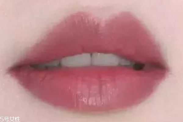 皮肤比较黄涂什么口红？皮肤暗黄推荐几款口红