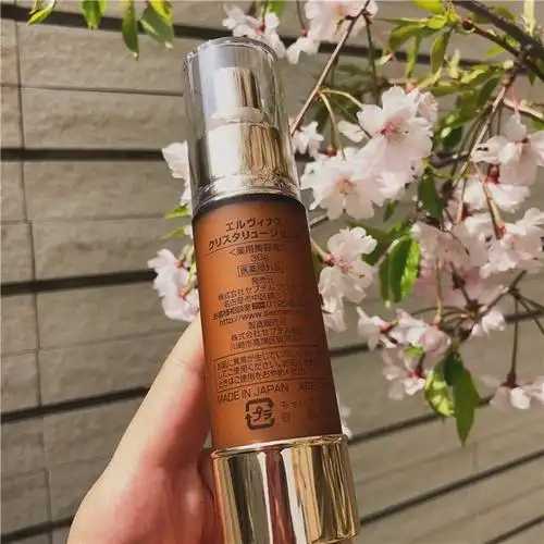 精华乳有味道吗?精华乳是干什么的 精华乳有味道吗?精华乳是干什么的