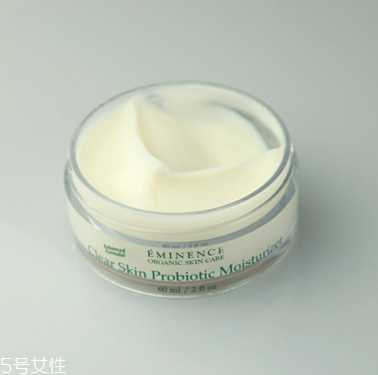 油性肌肤用什么面霜好 选错了小心闷痘