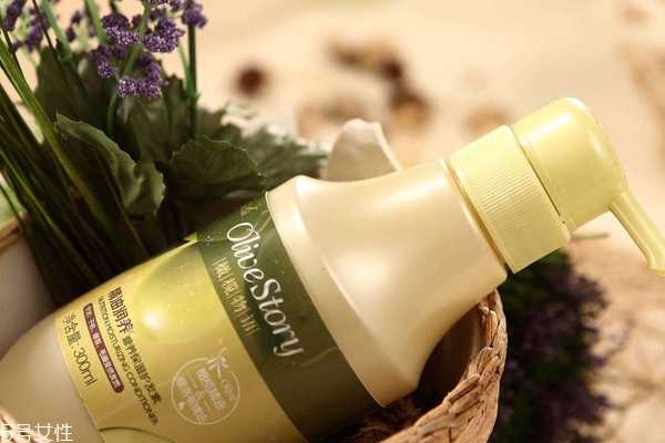 洗头先用护发素正确吗