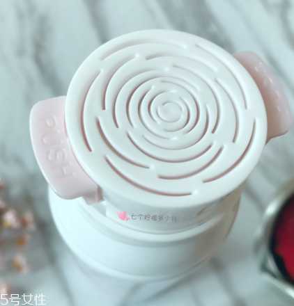 嘉娜宝玫瑰洁面好用不 嘉娜宝玫瑰洁面好用不
