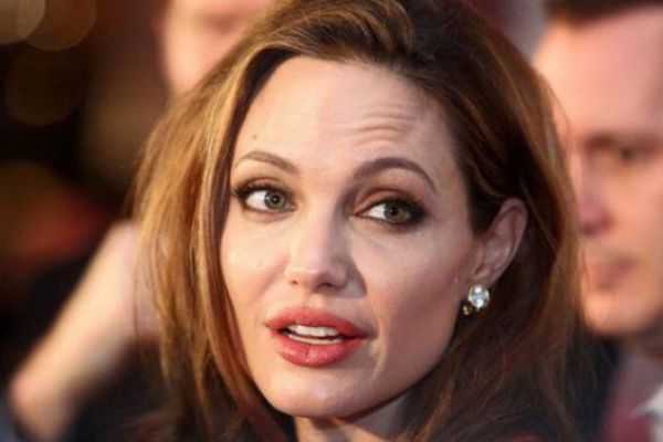 女人脸部显老有哪些特征？女人脸部显老的原因