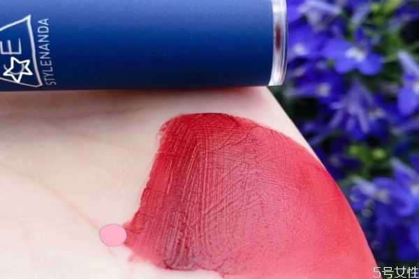 3ce蓝管唇釉怎么辨别真假