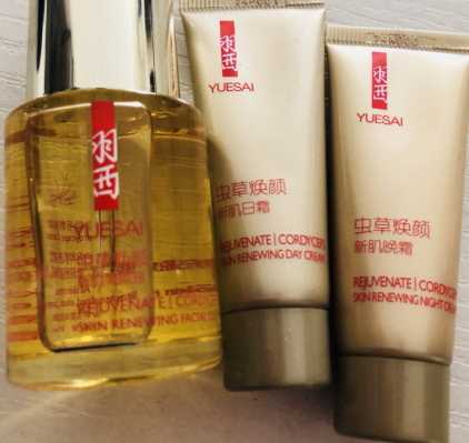 羽西虫草焕颜新肌美颜油怎么用？