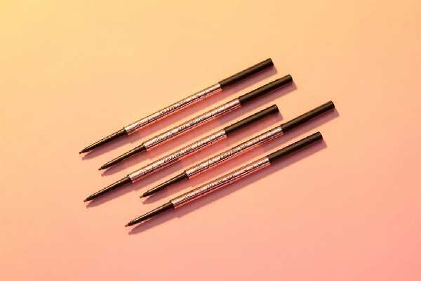 眉笔颜色怎么选择适合自己的