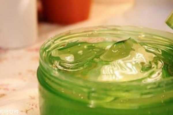 芦荟胶可以祛痘吗 芦荟胶可以祛痘吗