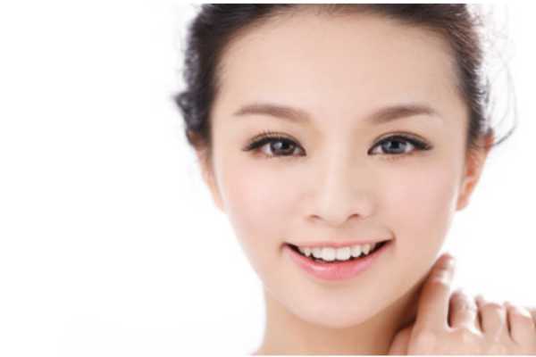 美白产品都含铅汞吗