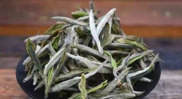白茶最出名的是哪几种?白毫银针、白牡丹、寿眉你喝过哪一种 白茶最出名的是哪几种?白毫银针、白牡丹、寿眉你喝过哪一种