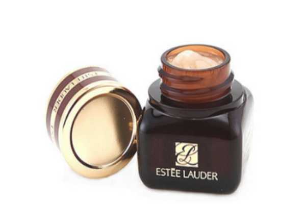 雅诗兰黛小棕瓶眼霜和兰蔻小黑瓶眼霜哪个好 告别熊猫眼