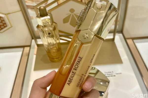 娇兰双管精华孕妇可以使用吗? 娇兰双管精华孕妇可以使用吗?