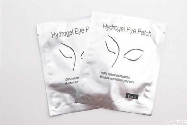 眼部容易晕妆怎么办?眼部容易晕妆怎么解决 眼部容易晕妆怎么办?眼部容易晕妆怎么解决