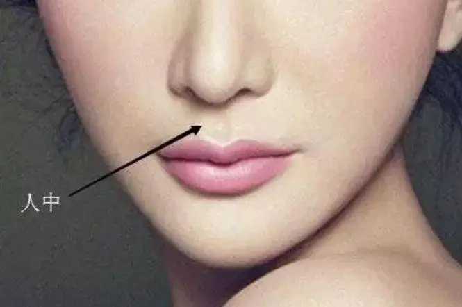 化妆时这“三条线”,能让五官更立体 化妆时这“三条线”,能让五官更立体