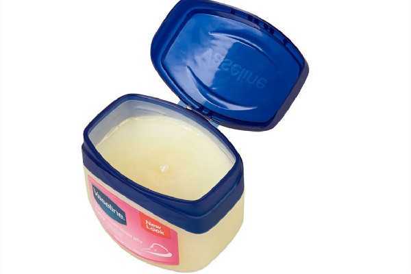 凡士林加维生素e能去皱纹真的吗 凡士林加维生素e能去皱纹真的吗