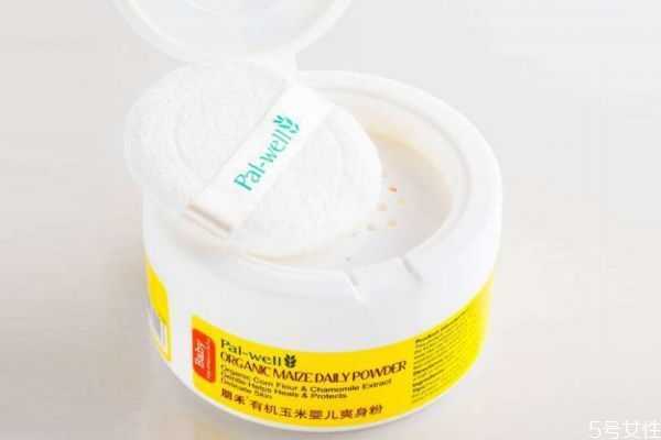 冬天新生儿要用爽身粉吗？宝宝可以擦爽身粉吗