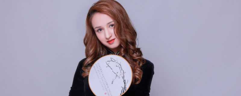 女生圆脸适合什么发型 女生圆脸适合什么发型