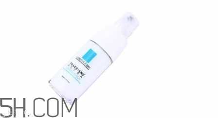 理肤泉眼霜好用吗