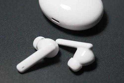 蓝牙耳机一个响一个不响怎么办 蓝牙耳机一个响一个不响怎么办