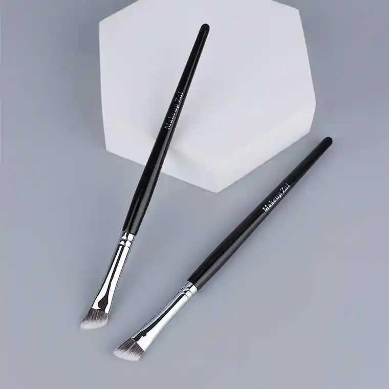 眼线刷是什么样刷头