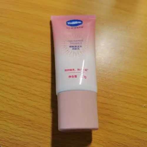 如何选择适合自己的洁面粉?洁面粉多大年龄开始用最好 如何选择适合自己的洁面粉?洁面粉多大年龄开始用最好