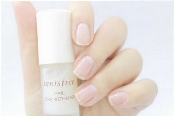 贴钻美甲教程 个性钻饰美甲教程