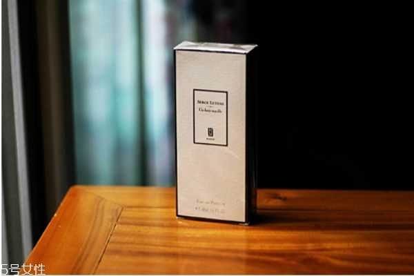 芦丹氏香子兰木好闻吗？