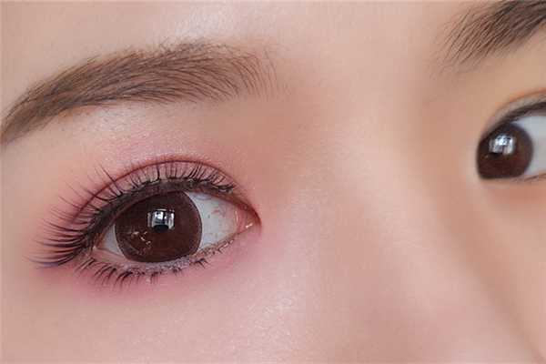 假睫毛可以清洗吗？正确步骤是什么？