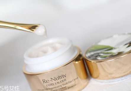 亲油型眼霜什么意思?亲油型眼霜适合什么肤质 亲油型眼霜什么意思?亲油型眼霜适合什么肤质